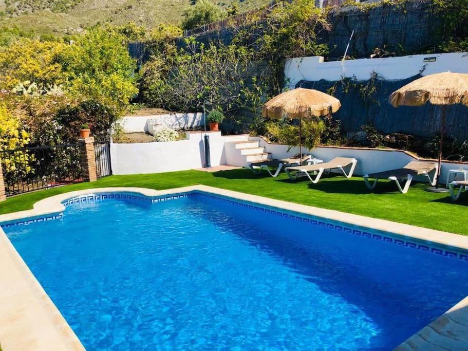 Villa En Frigiliana Con Piscina Y Jacuzzi Exterior foto